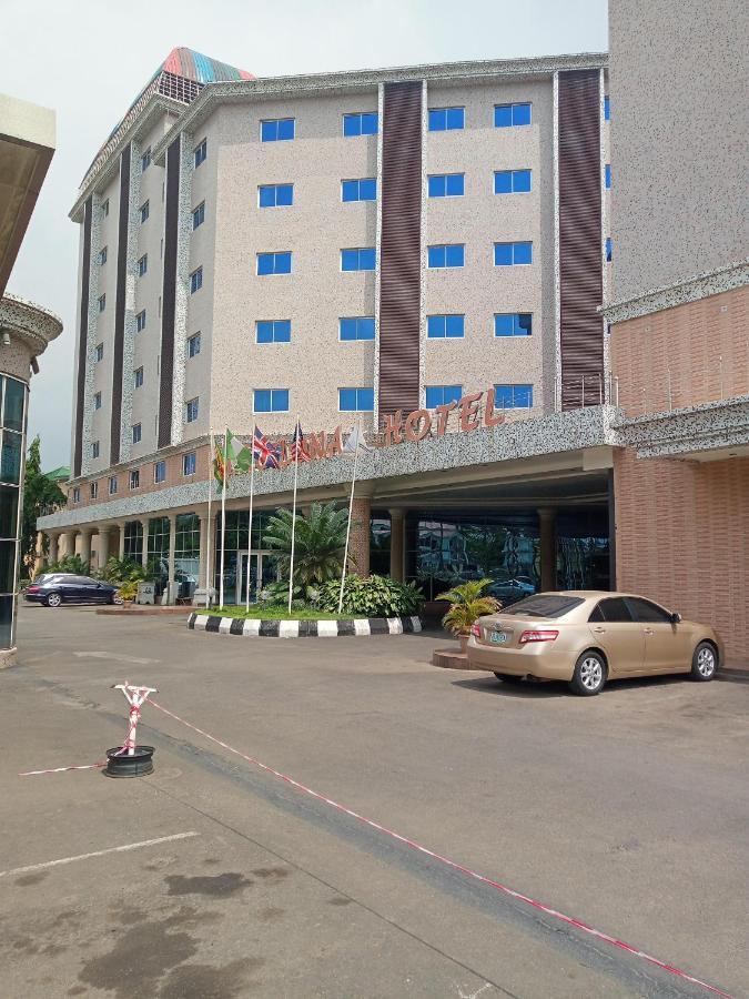 Barcelona Hotels, Abuja Mobushipe Eksteriør billede